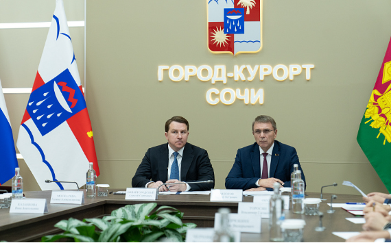 Мэр Алексей Копайгородский провел рабочую встречу с территориальной депутатской группой Центрального района Сочи
